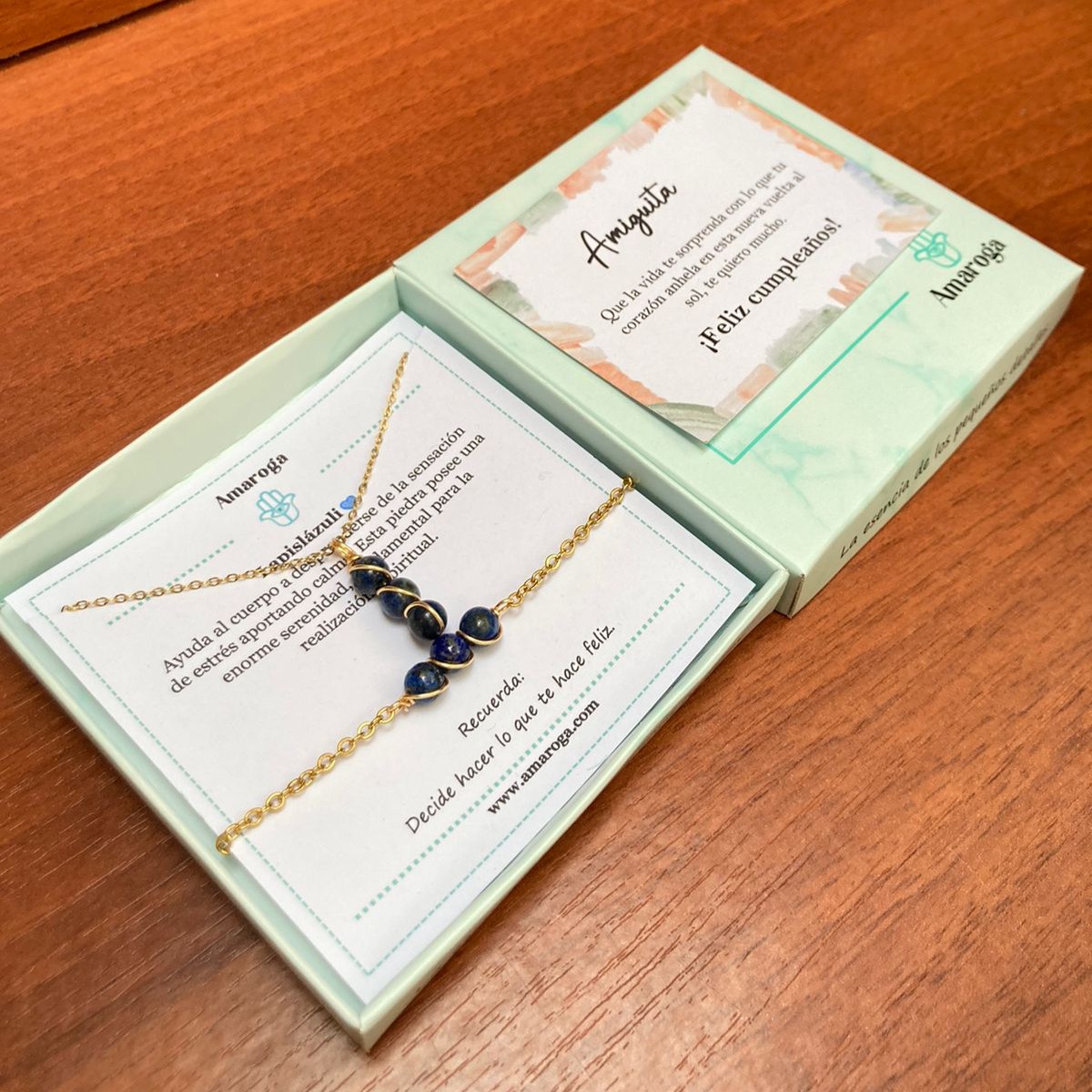 amaroga-collar-y-pulsera-tres-piedras-lapislazuli-calma-cuarzos